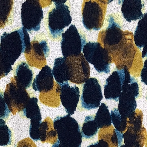 LEOPARD TOP BLOUSE - Picture 6 of 11